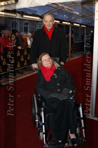 Amsterdam 28 november 2010
Opening Nieuwe de la Mar theater en premiere Le cage aux folles. Job Cohen met vrouw
Peter Smulders bv