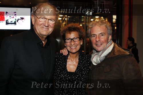 Amsterdam 15 november 2010
Presentatie boek nieuwe de la mar theater. Joop en Janine v d Ende en Huub Stapel
Peter Smulders bv