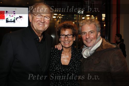 Amsterdam 15 november 2010
Presentatie boek nieuwe de la mar theater. Joop en Janine v d Ende en Huub Stapel
Peter Smulders bv