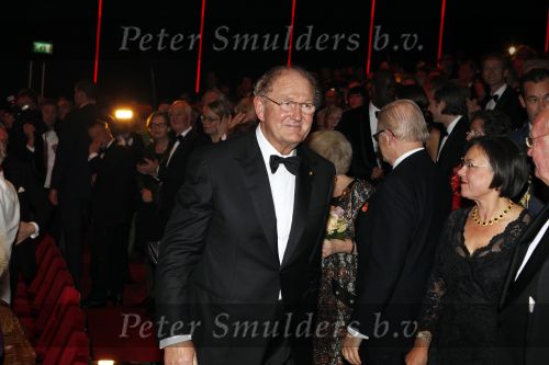 Amsterdam 28 november 2010
Opening nieuwe de la Mar theater en premiere van le cage aux falles.
Peter Smulders bv