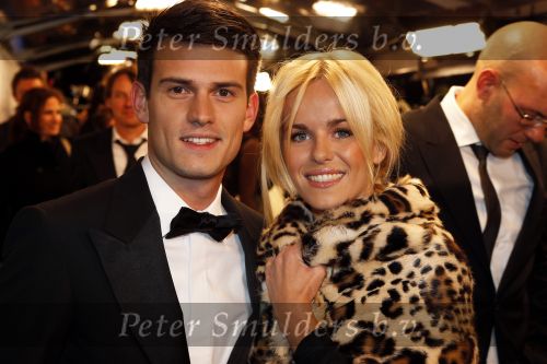 Amsterdam 15 november 2010
Premiere van de Eetclub in tuschinski. Josje K3 met Levi v Kempen
Peter Smulders bv