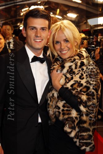 Amsterdam 15 november 2010
Premiere van de Eetclub in tuschinski. Josje K3 met Levi v Kempen
Peter Smulders bv