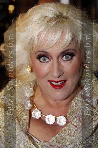 Amsterdam 28 november 2010
Opening Nieuwe de la Mar theater en premiere Le cage aux folles. Karin Bloemen
Peter Smulders bv