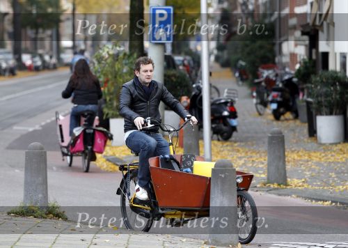 Amsterdam 22 november 2010
Kluun op zijn bakfiets
Peter Smulders bv