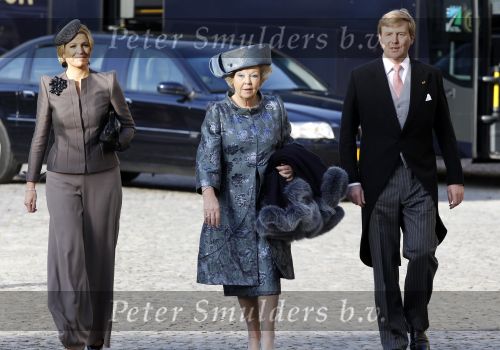 Brussel 20 november 2010
Trouwen Prins Carlos en Annemarie v Weezel in Brussel. Maxima Met Koningin Beatrix en Prins Willem Alexander
Peter Smulders bv