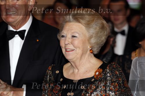 Amsterdam 28 november 2010
Opening Nieuwe de la Mar theater en premiere Le cage aux folles. Koningin Beatrix
Peter Smulders bv