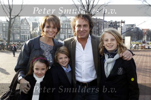 Amsterdam 21 november 2010
Premiere het Geheim in het muziektheater. Marco Leontien Luca Senna en Jada Borsato
Peter Smulders bv