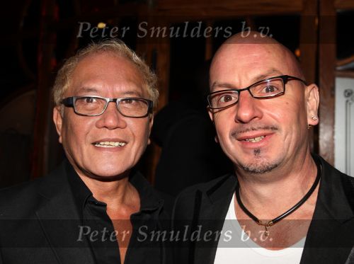 Amsterdam, 21 November 2010
Spiegeltent Palazzo. Hermand den blijker kookt met zijn staf voorBN-ers en genodigden.
Lonny Gerungen met partner Warren Bright
Foto Peter Smulders BV