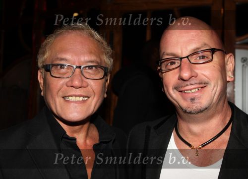 Amsterdam, 21 November 2010
Spiegeltent Palazzo. Hermand den blijker kookt met zijn staf voorBN-ers en genodigden.
Lonny Gerungen met partner Warren Bright
Foto Peter Smulders BV