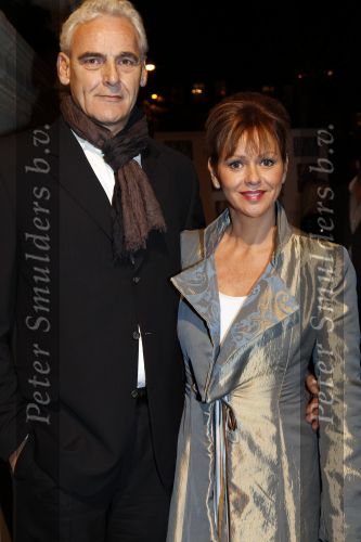 Amsterdam 18 november 2010
Presentatie van de beau monde awards  in het Amstel hotel. Manon Thomas met vriend
Peter Smulders