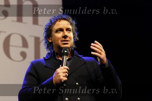 Amsterdam 11 november 2010
Presentatie nieuwe cd Marco Borsato in Carre. Humberto Tan presenteert het geheel.
Peter Smulders bv