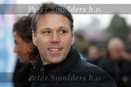 Amsterdam 8 november 2010
Opening Ronald Mac Donald sport center door Prinses Marilene en Marco v Basten . Ed Nijpels is ook aanwezig.
Peter Smulders bv