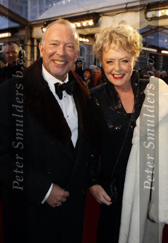 Amsterdam 28 november 2010
Opening Nieuwe de la Mar theater en premiere Le cage aux folles. Frans Mulder met Marianne v Wijnkoop
Peter Smulders bv