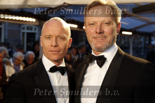 Amsterdam 28 november 2010
Opening Nieuwe de la Mar theater en premiere Le cage aux folles. Mart Visser met vreind
Peter Smulders bv