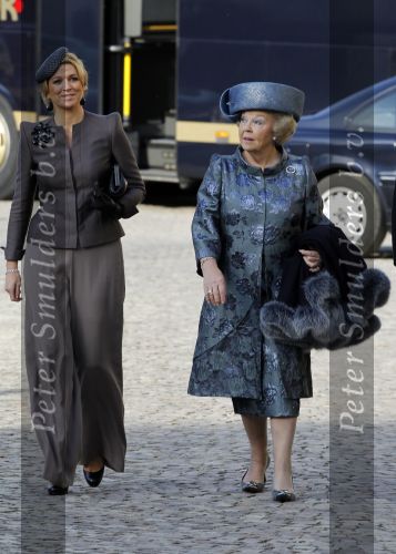 Brussel 20 november 2010
Trouwen Prins Carlos en Annemarie v Weezel in Brussel. Maxima Met Koningin Beatrix en Prins Willem Alexander
Peter Smulders bv