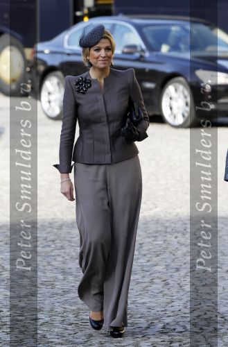 Brussel 20 november 2010
Trouwen Prins Carlos en Annemarie v Weezel in Brussel. Maxima Met Koningin Beatrix en Prins Willem Alexander
Peter Smulders bv