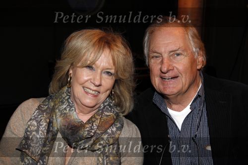 Amsterdam 29 november 2010
Presentatie website Ramses Shaffybij Felix Meritis met oa Liesbeth List Hedy Lester en Annemarie Oster. Nico Knapper met vrouw
Peter Smulders bv