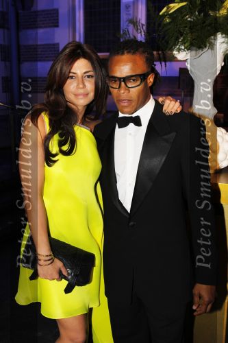 Amsterdam 11 november 2010
Prix de la mode in het concertgebouw. Edgar Davids met Olcay Gulsen
Peter Smulders bv