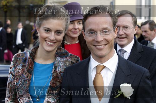 Brussel 20 november 2010
Trouwen Prins Carlos en Annemarie v Weezel in Brussel. Prins Jaime met vriendin Paulette v Ommen
Peter Smulders bv
