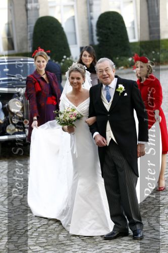 Brussel 20 november 2010
Trouwen Prins Carlos en Annemarie v Weezel in Brussel. Prinses Annemarie met haar vader
Peter Smulders bv