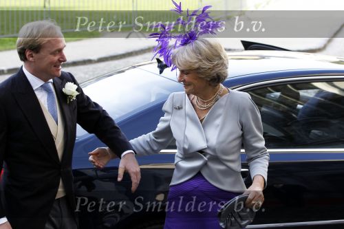 Brussel 20 november 2010
Trouwen Prins Carlos en Annemarie v Weezel in Brussel. Carlos met Prinses Irene
Peter Smulders bv