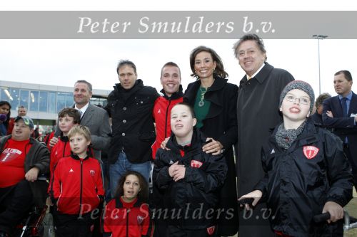 Amsterdam 8 november 2010
Opening Ronald Mac Donald sport center door Prinses Marilene en Marco v Basten . Ed Nijpels is ook aanwezig.
Peter Smulders bv