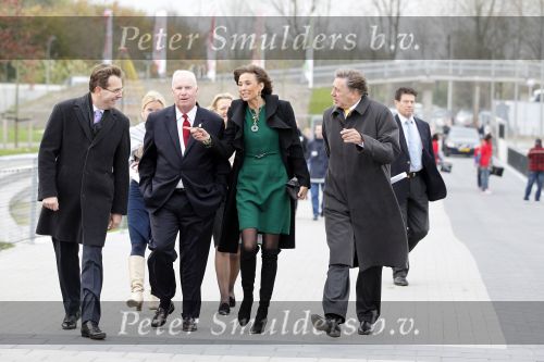 Amsterdam 8 november 2010
Opening Ronald Mac Donald sport center door Prinses Marilene en Marco v Basten . Ed Nijpels is ook aanwezig.
Peter Smulders bv