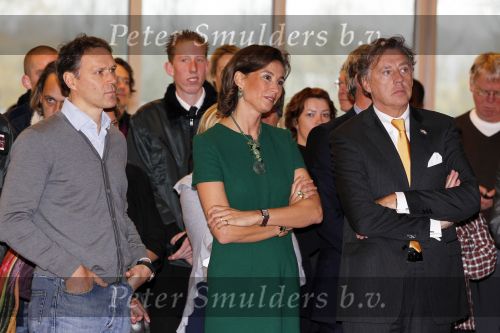 Amsterdam 8 november 2010
Opening Ronald Mac Donald sport center door Prinses Marilene en Marco v Basten . Ed Nijpels is ook aanwezig.
Peter Smulders bv