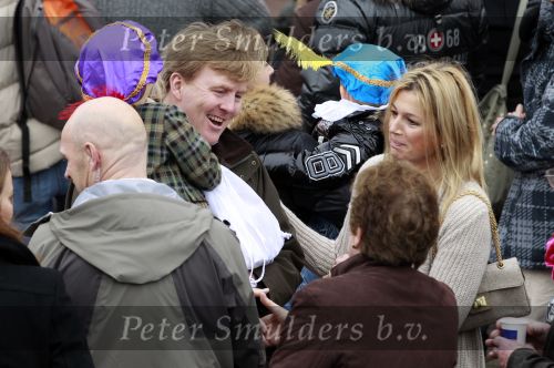 Scheveningen 13 november 2010
Prinses Maxima Prins WillemAlexander en Amalia Ariane en Alexia bij intocht sinterklaas.
Peter Smulders bv