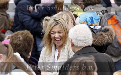 Scheveningen 13 november 2010
Prinses Maxima Prins WillemAlexander en Amalia Ariane en Alexia bij intocht sinterklaas.
Peter Smulders bv