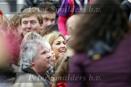 Scheveningen 13 november 2010
Prinses Maxima Prins WillemAlexander en Amalia Ariane en Alexia bij intocht sinterklaas.
Peter Smulders bv