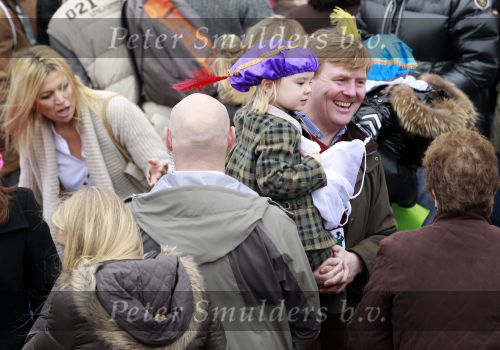 Scheveningen 13 november 2010
Prinses Maxima Prins WillemAlexander en Amalia Ariane en Alexia bij intocht sinterklaas.
Peter Smulders bv