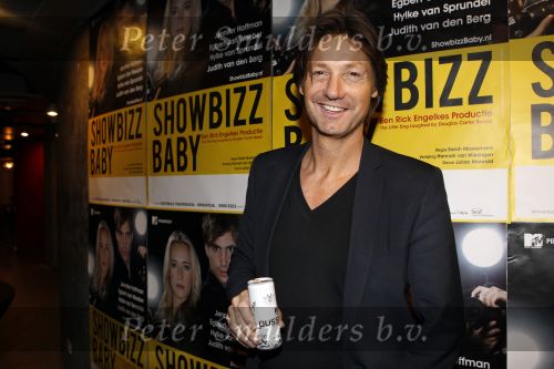 Amsterdam 29 november 2010
Premiere showbizzbaby in de meervaart. Energiedrankje Pussy Rick Engelkes
Peter Smulders bv