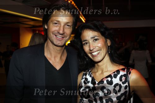Amsterdam 29 november 2010
Premiere showbizzbaby in de meervaart. Rick Engelkes met zijn vrouw Annemarie
Peter Smulders bv