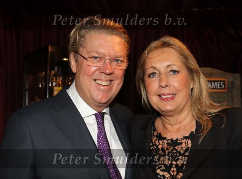 Amsterdam, 21 November 2010
Spiegeltent Palazzo. Hermand den blijker kookt met zijn staf voorBN-ers en genodigden.
Robert Kranenborg met zijn vrouw
Foto Peter Smulders BV