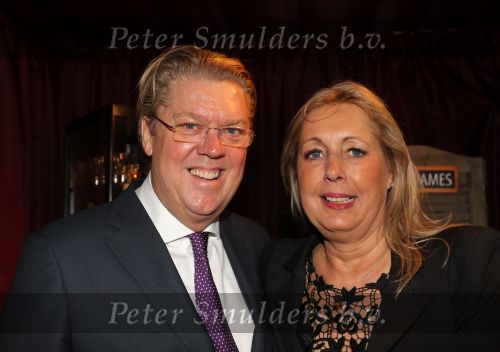 Amsterdam, 21 November 2010
Spiegeltent Palazzo. Hermand den blijker kookt met zijn staf voorBN-ers en genodigden.
Robert Kranenborg met zijn vrouw
Foto Peter Smulders BV