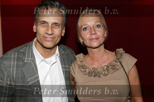 Zaandam 22 november 2010
Premiere musical Volendam in zaantheater. Robert Schoemacher met zus
Peter Smulders bv