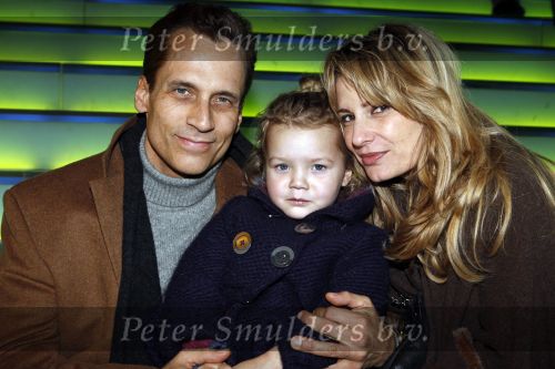 Amsterdam 27 november 2010
premiere bij pathe arena. Robert met Claudia en Olivia Schoemacher
Peter Smulders bv