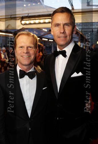 Amsterdam 28 november 2010
Opening Nieuwe de la Mar theater en premiere Le cage aux folles. Roel Vente met partner
Peter Smulders bv