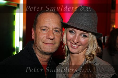 Zaandam 22 november 2010
Premiere musical Volendam in het zaantheater met Maaike Widdershoven in de hoofdrol. Ron Boszhard met vriendin en dochter
Peter Smulders bv