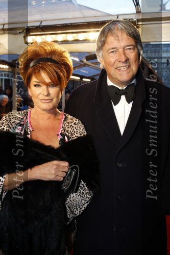 Amsterdam 28 november 2010
Opening Nieuwe de la Mar theater en premiere Le cage aux folles. Ron en Yvonne Brandsteder
Peter Smulders bv