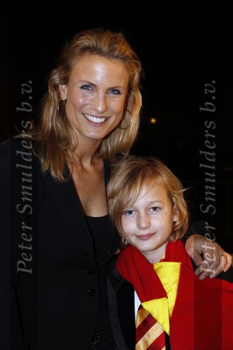 Utrecht 16 november 2010
Premiere Harry Potter film bij het spoorweg museum in Utrecht. Sjimmy Bruijninckx met zoon
Peter Smulders bv