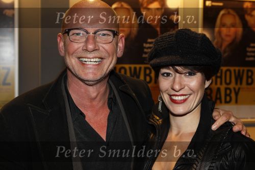 Amsterdam 29 november 2010
Premiere showbizzbaby in de meervaart. Sjoerd Pleijsier met vriendin
Peter Smulders bv