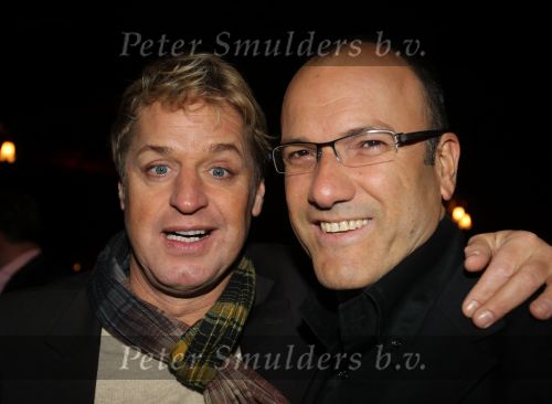 Amsterdam, 21 November 2010
Spiegeltent Palazzo. Hermand den blijker kookt met zijn staf voorBN-ers en genodigden.
Tony Neef met partner Benny
Foto Peter Smulders BV
