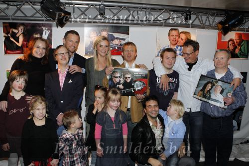 Amsterdam 12 november 2010
Presentatie kalendar van syndroom van down bij restaurant Amstelhaven. oa Tooske Ragas met broer Barry Atsma met broer Marian Mudder en Roeland Fernhout
Peter Smulders bv