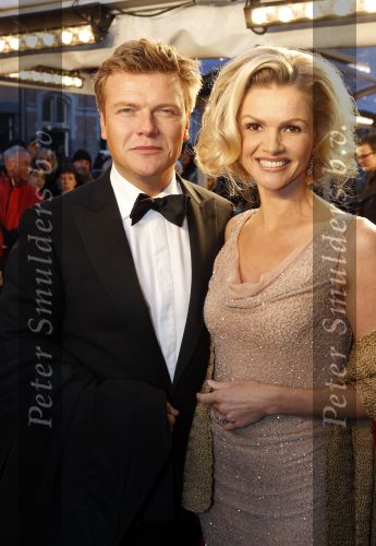 Amsterdam 28 november 2010
Opening Nieuwe de la Mar theater en premiere Le cage aux folles. Bastiaan en Tooske Ragas
Peter Smulders bv