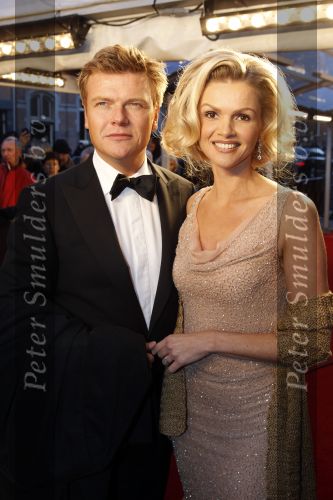 Amsterdam 28 november 2010
Opening Nieuwe de la Mar theater en premiere Le cage aux folles. Bastiaan en Tooske Ragas
Peter Smulders bv