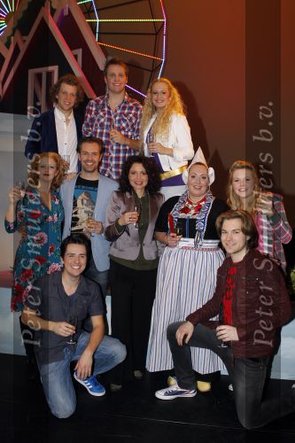 Zaandam 22 november 2010
Premiere musical Volendam in het zaantheater met Maaike Widdershoven in de hoofdrol. cast
Peter Smulders bv