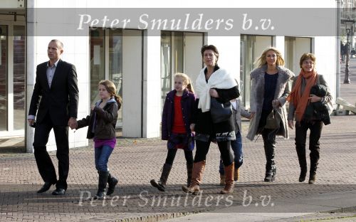 Amsterdam 21 november 2010
Premiere het Geheim in het muziektheater. Wendy en Sem v Dijk EN MOEDER
Peter Smulders bv
