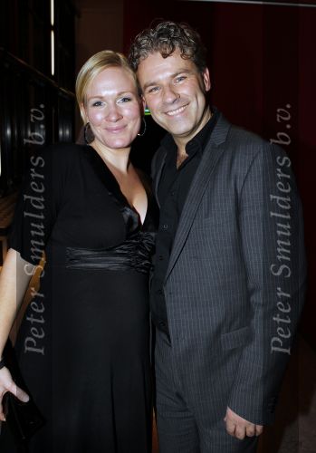 Zaandam 22 november 2010
Premiere musical Volendam in het zaantheater met Maaike Widdershoven in de hoofdrol. Wieneke Remmers zwangers met Rein Kolpa
Peter Smulders bv